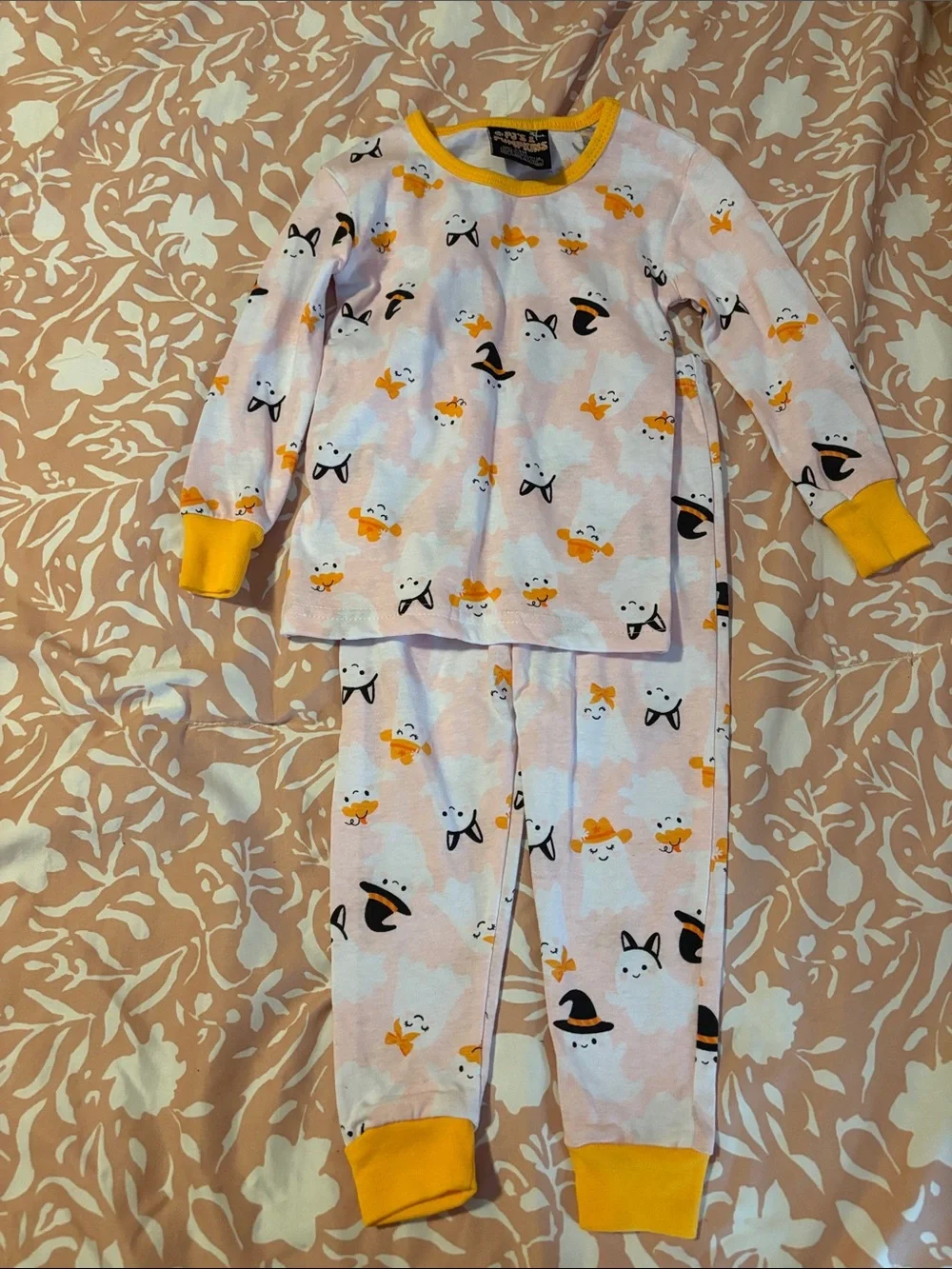Kids Yellow-Trim Ghost Print Pajama Set by Carter's